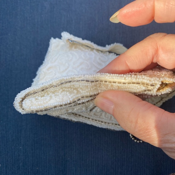 Handmade VTG Clutch - Picture 5 of 13